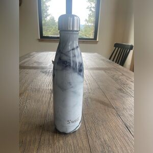 Swell Water Bottle
